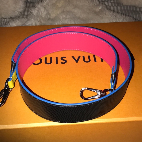 Louis Vuitton Handbags - Louis Vuitton strap.